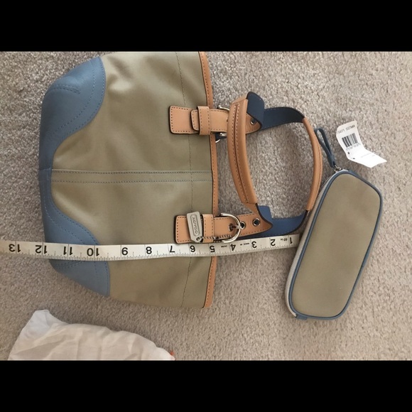 NWOT Coach bag with matching glasses case - Picture 5 of 5